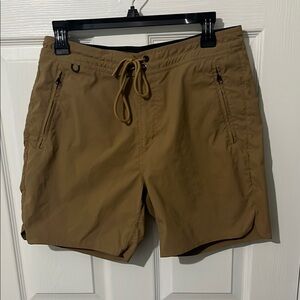 Roark Khaki Hybrid Shorts (Men’s 31)